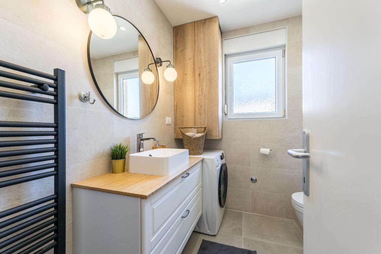 Apartment Emma With Sauna Загреб Екстериор снимка