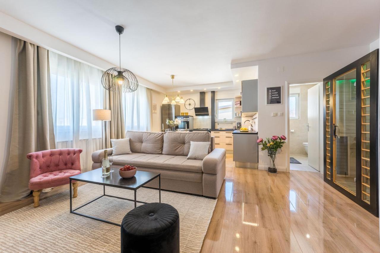 Apartment Emma With Sauna Загреб Екстериор снимка