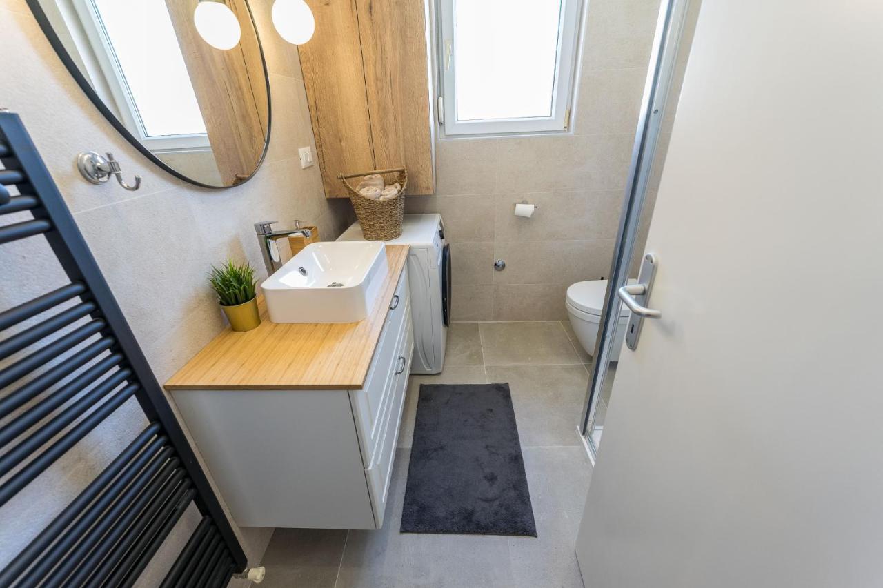 Apartment Emma With Sauna Загреб Екстериор снимка