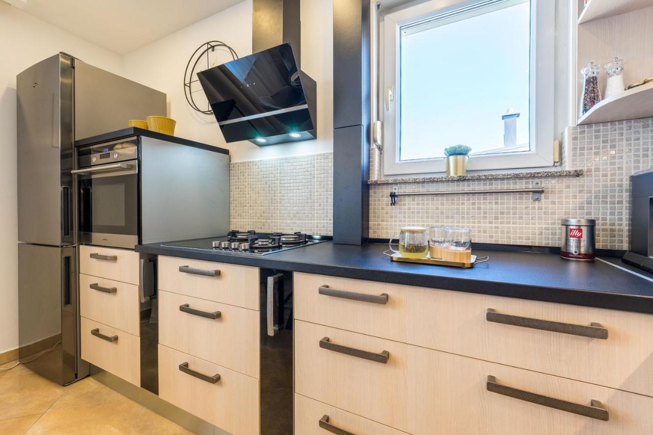 Apartment Emma With Sauna Загреб Екстериор снимка