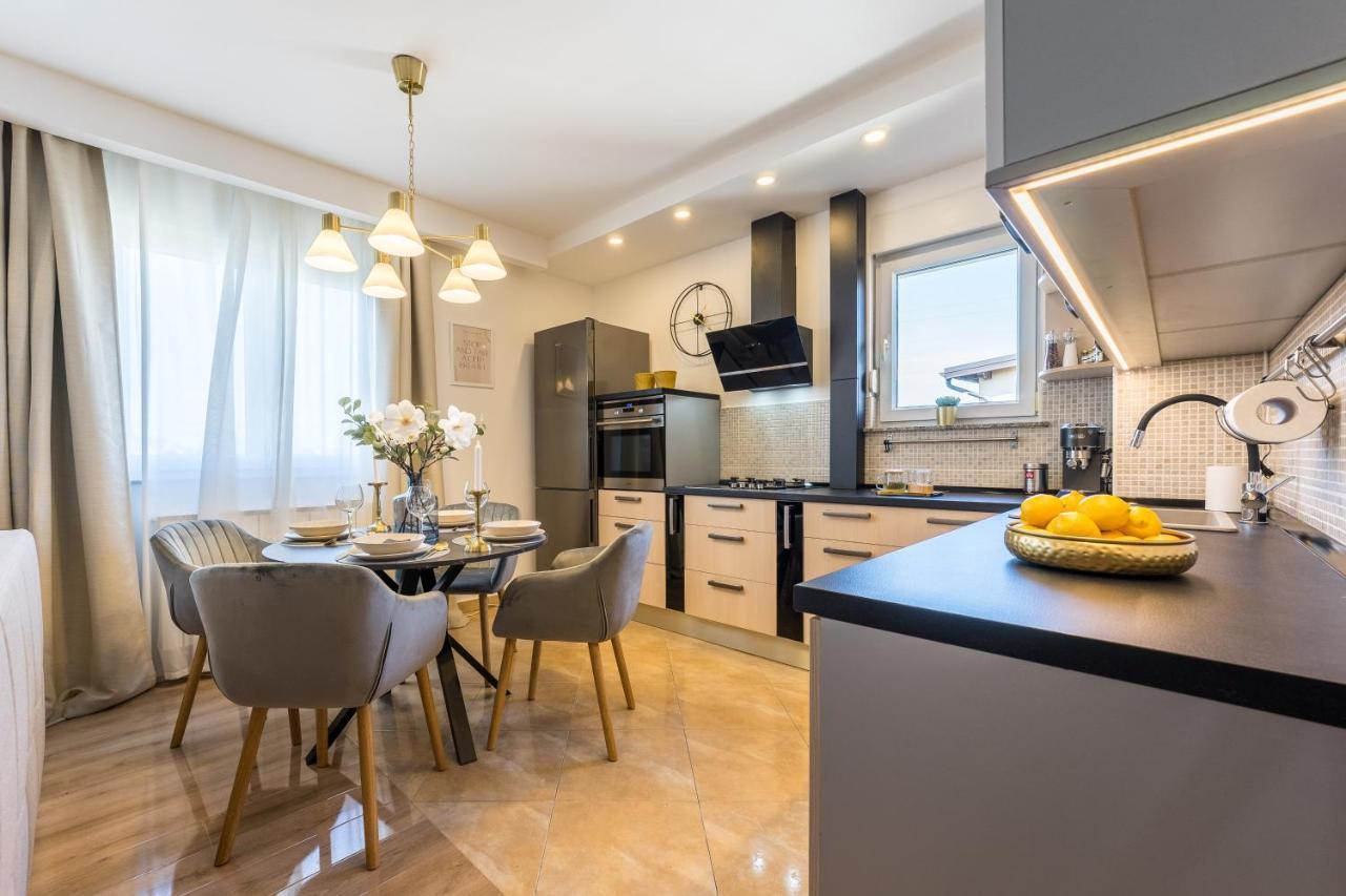 Apartment Emma With Sauna Загреб Екстериор снимка